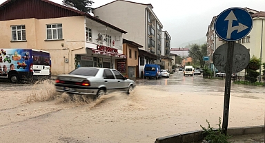 NİKSAR’DA ARİFE YAĞMURU