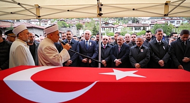 NİKSAR'da GÖZYAŞLARI YAĞMUR OLDU