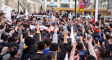 Togg İzdiham Oluşturdu, O Anlar Havadan Görüntülendi