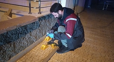 Evin Bahçesinden Pompalı Tüfekle Etrafa Ateş Açtılar