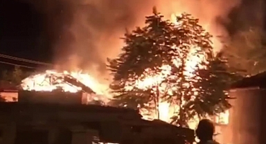 Ev Alev Alev Yandı