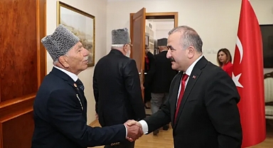 Vali Numan Hatipoğlu, Tebrikleri Kabul Etti