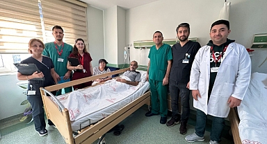 İdrarından yoğun kan gelen hasta 