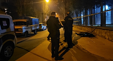 Çorum'da yolda yürürken rahatsızlanan kişi öldü