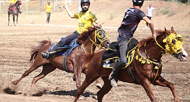 Adrenalin ve Seyir Zevki Yüksek Cirit Maçları Nefes Kesti