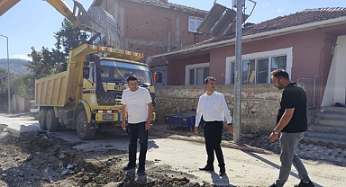 Artova'da altyapı ve asfaltlama çalışması sürüyor