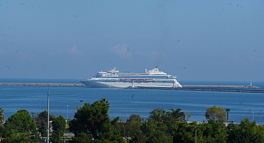 Bin 100 Rus turist kruvaziyerle Samsun’a geldi
