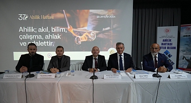 Türklerde Ahilik Kültürü ve Esnaf Teşkilatı Paneli