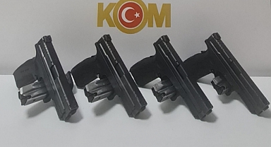 Samsun'da 2 kişi 4 adet tabancayla yakalandı