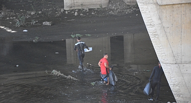 Samsun'da ırmakta ceset ihbarına giden ekipler temizlik yaptı