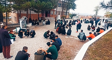 Yeşilyurt'ta Okullarda Eş Zamanlı Afet Tatbikatı Düzenlendi
