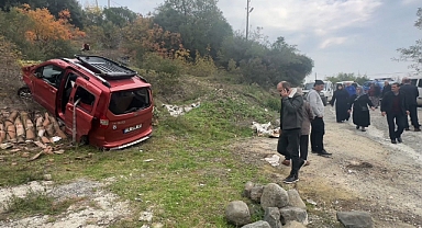 Dedesinin Aracını Kaçıran ve Polisten Kaçan Çocuk 5 Metrelik Şarampole Yuvarlandı