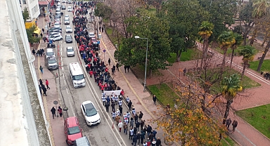 Samsun'da Emekliler, Maaş Beklentileri Için Yürüdü
