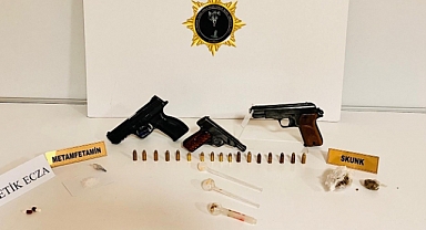 Samsun'da Uyuşturucu Ve Si̇lah Ele Geçi̇ri̇ldi: 4 Gözaltı