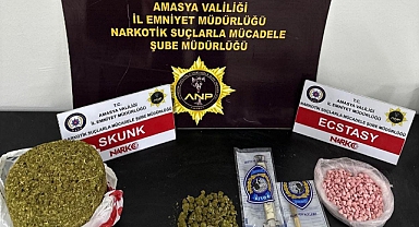 Amasya’da Tırı Polisin Üzerine Süren Sürücü Uyuşturucuyla Yakalandı