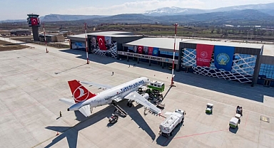 Kuvvetli Rüzgâr Tokat'ta Hava Ulaşımını Aksattı