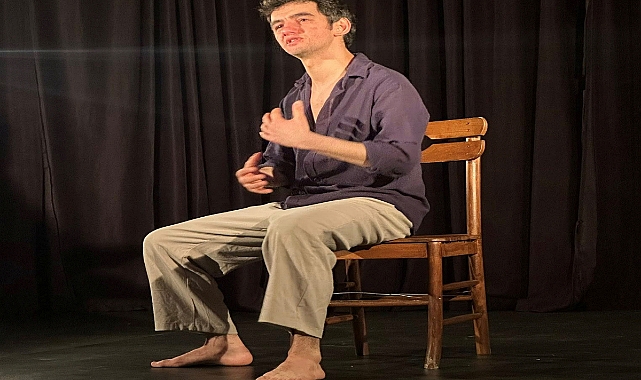 Niksarlı Genç Tiyatrocu Alperen İstanbul Sahnelerinde