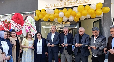 “Lasal Jewelry” Niksar’da Açıldı