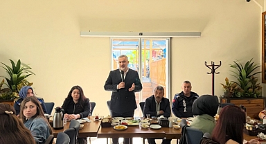 Niksar Belediye Başkanı Tepebaşı Kadın Kuaförleriyle Buluştu