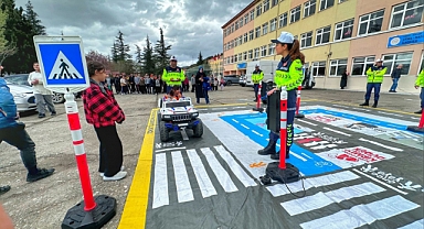 Niksar’da Öğrencilere Uygulamalı Trafik Eğitimi