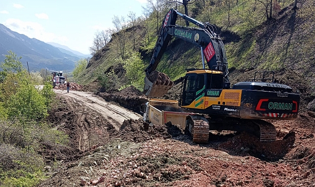 Niksar Gökçeoluk Köyü Yolunda Çökme: Çalışmalar Başladı