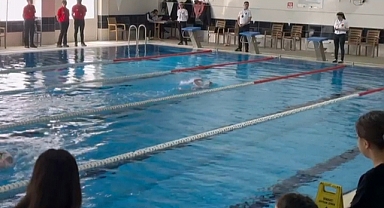 Niksar’ın Yüzme Yıldızları Tokat’ta Parladı