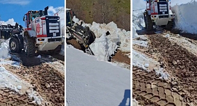 Niksar Özalan Köyü'nde Yoğun Kar Mesaisi