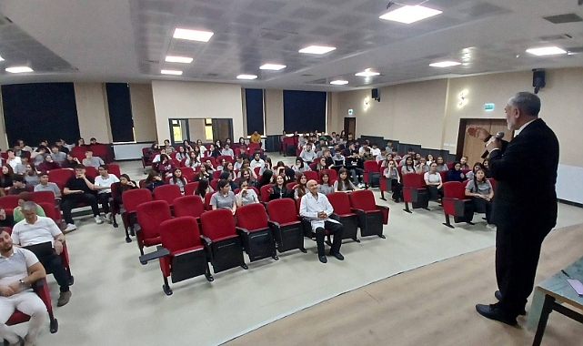 Hz. Muhammed’in Hayatı, Niksar’da Öğrencilerle Paylaşıldı