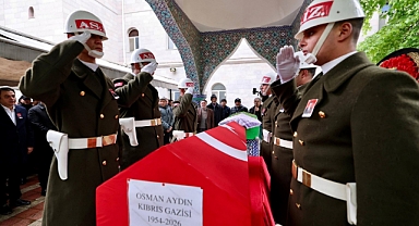 Kıbrıs Gazisi Osman Aydın'a Erbaa'da Dualarla Defnedildi