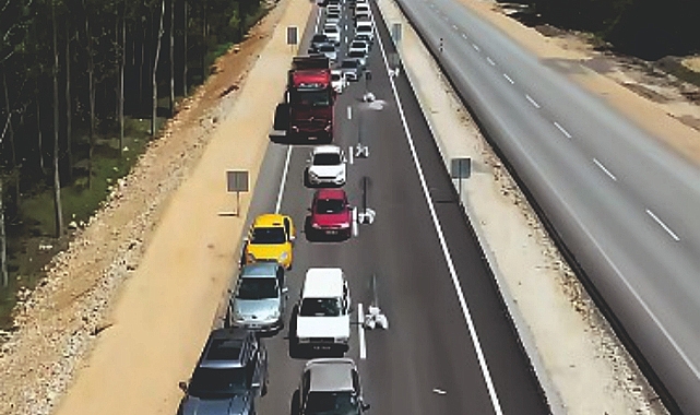 Niksar'da ki Yol Çalışması Bayram Trafiğini Çileye Dönüştürdü
