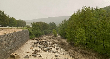 Niksar’da Sağanak Yağış Derelerde Sele Dönüştü