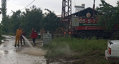 Niksar’da Sel Yaraları Sarılıyor: Köylerde Temizlik Çalışmaları Başladı
