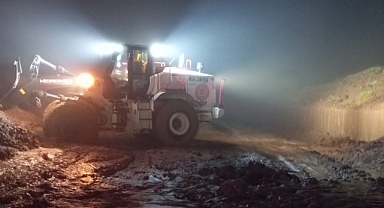 Niksar’da Zor Gece: Ekipler Yağmura Karşı Yolda Seferber Oldu