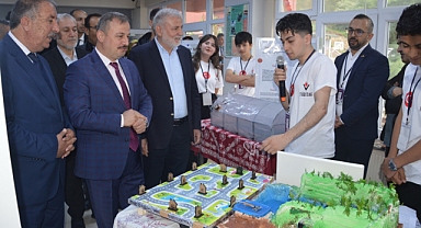 Niksar Fen Lisesi’nde Bilim Coşkusu: 19 Proje Sergilendi
