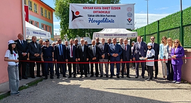 Nİksar Kaya-İsmet Özden Ortaokulu'nda Öğrenciler Yaratıcılıklarını Sergiledi