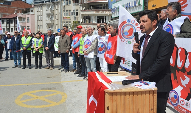 Niksar Sokaklarında 1 Mayıs Coşkusu