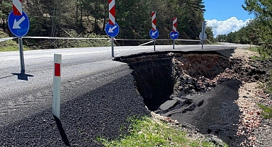 Niksar-Ünye Karayolunda Çökme Tehlikesi: Vatandaş Tepkili