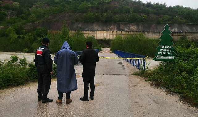 Niksar Yazıcık'a Giden Yol Güvenlik Nedeniyle Kapandı