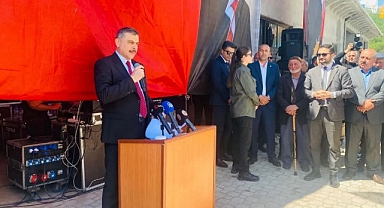 Bakan Çiftçi Çevrecik'te Konuştu