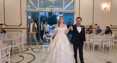 İpek ve Gülcü Ailelerinin Mutlu Günü