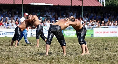 Niksar’ın Kardeş Şehri Aybastı'da Festivale Hazırlanıyor