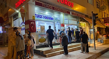 Niksar Toros Dondurma da Her Külah Emek, Her Top Lezzet