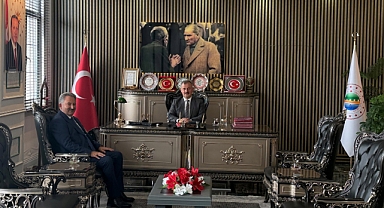 Aybastı Belediye Başkanı Gündoğar'dan Niksar'a Nezaket Ziyareti