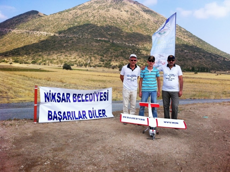 Uçaklar Talas’ta Yarıştı